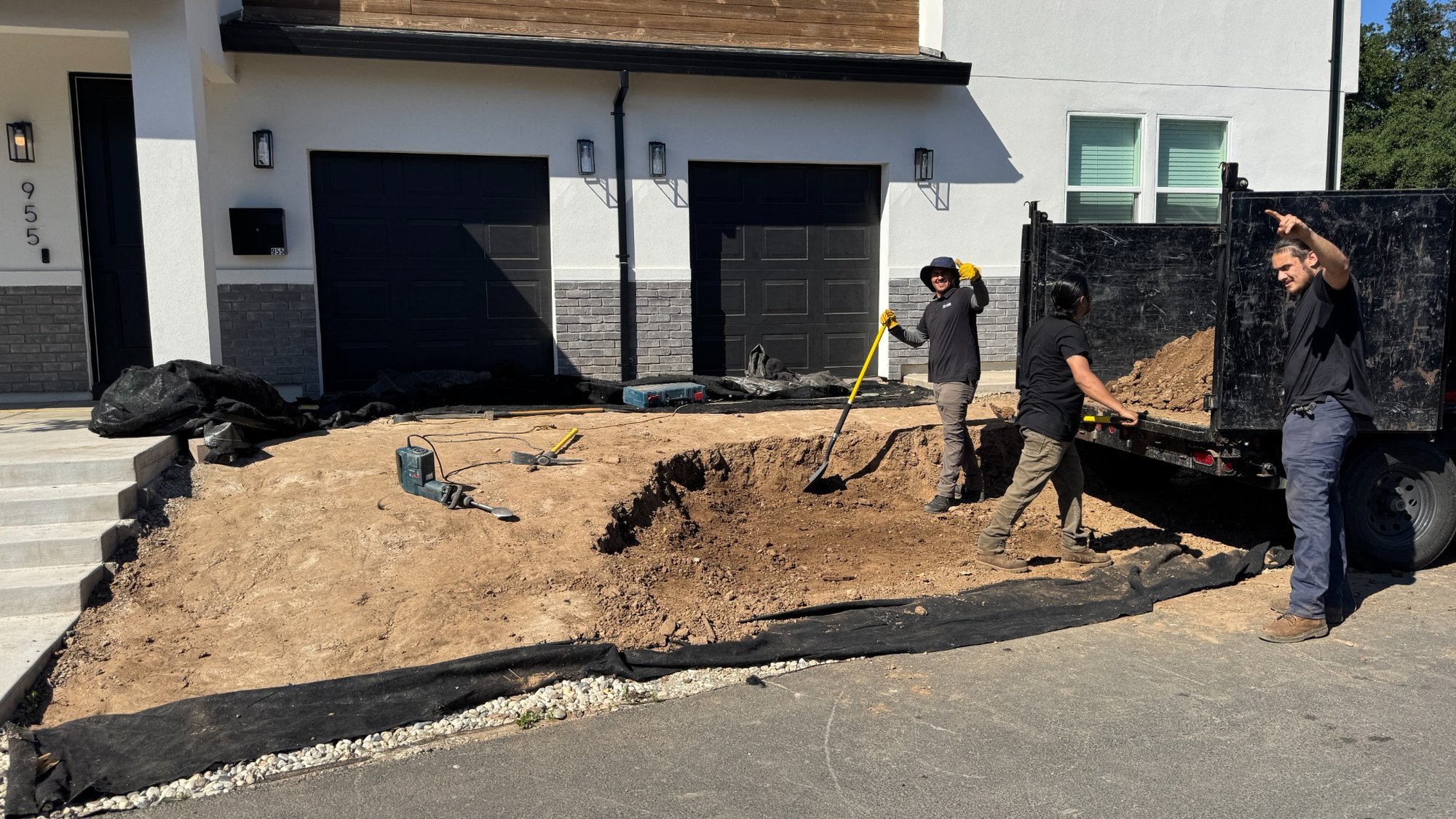 Way 2 Haul crew hauling dirt and debris during a Sacramento area cleanup